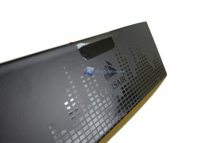 Corsair Virtuoso RGB Wireless 4