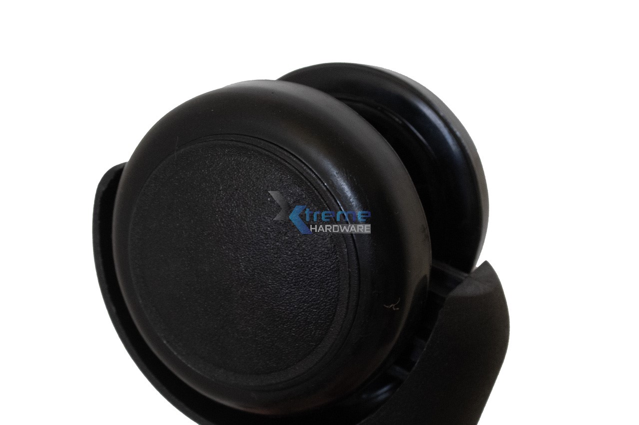 Razer Iskur V2 X 13 e1e8f